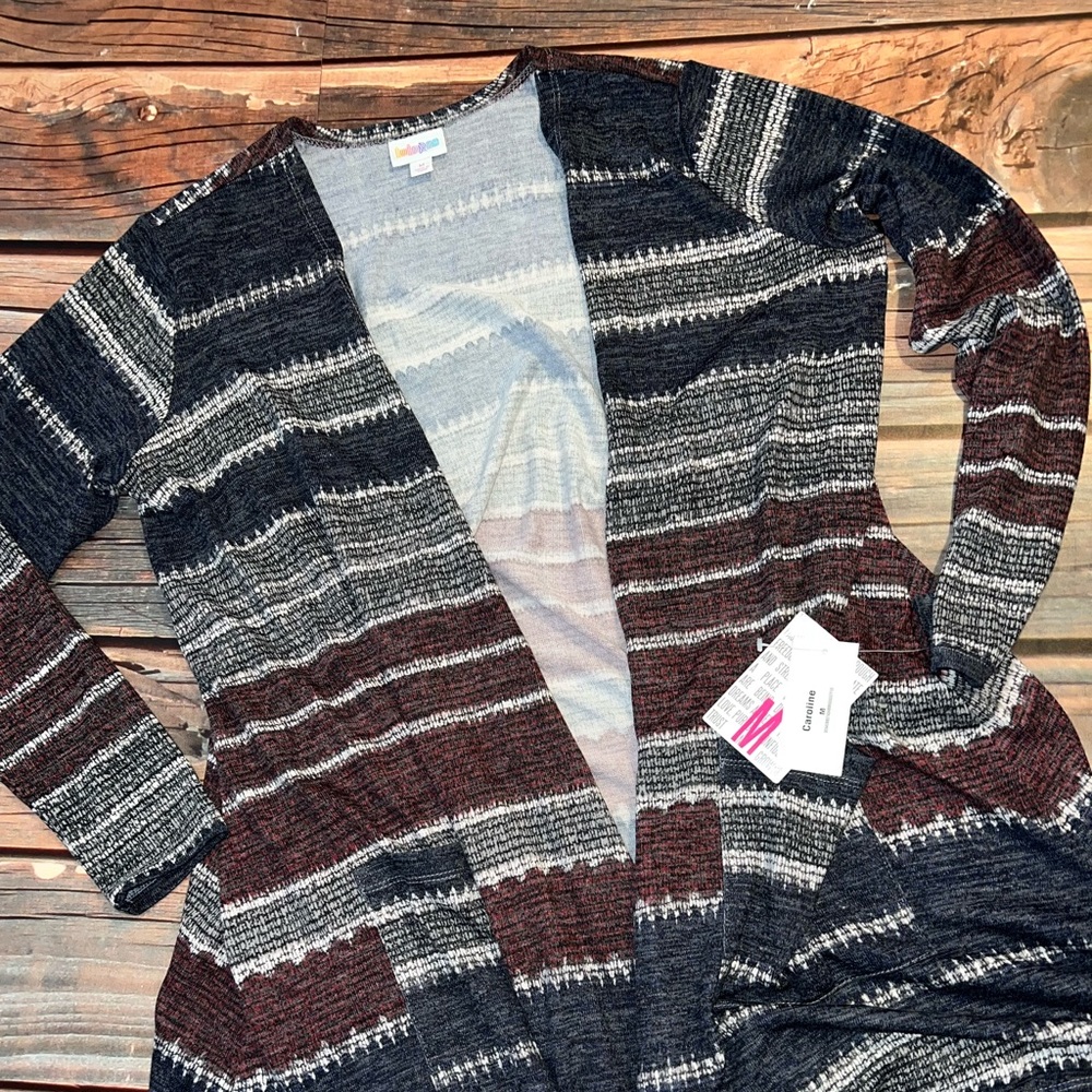 NWT LuLaRoe Caroline, size Medium